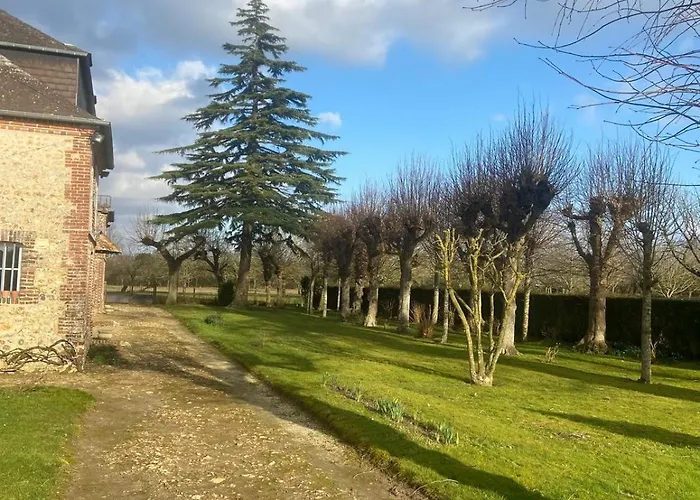 Aux Jardins Fleuris Апартаменти Онфлер