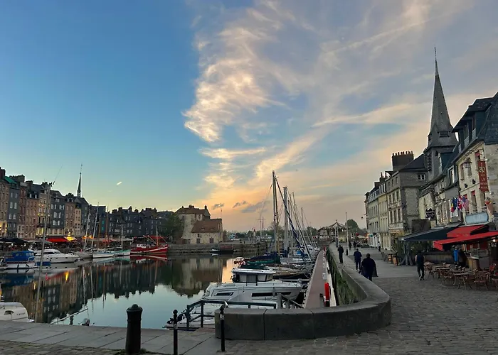 Daire Aux Jardins Fleuris Honfleur